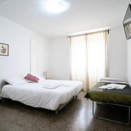 Cavour La Citta Vecchia Апартаменти Генуя